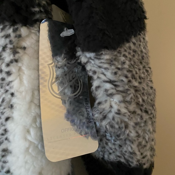 Boston Bruins NHL Sherpa 1/4 Zip Fleece Style Pullover New GIII 4Her Size XL - Picture 4 of 10